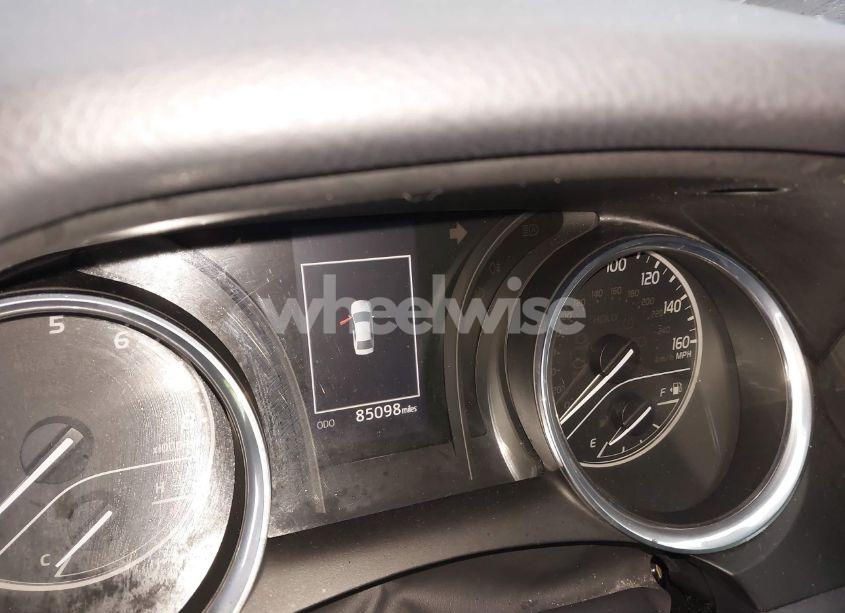 Photo 7 of 2020 Toyota Camry LE (VIN 4T1C11AK5LU337238)