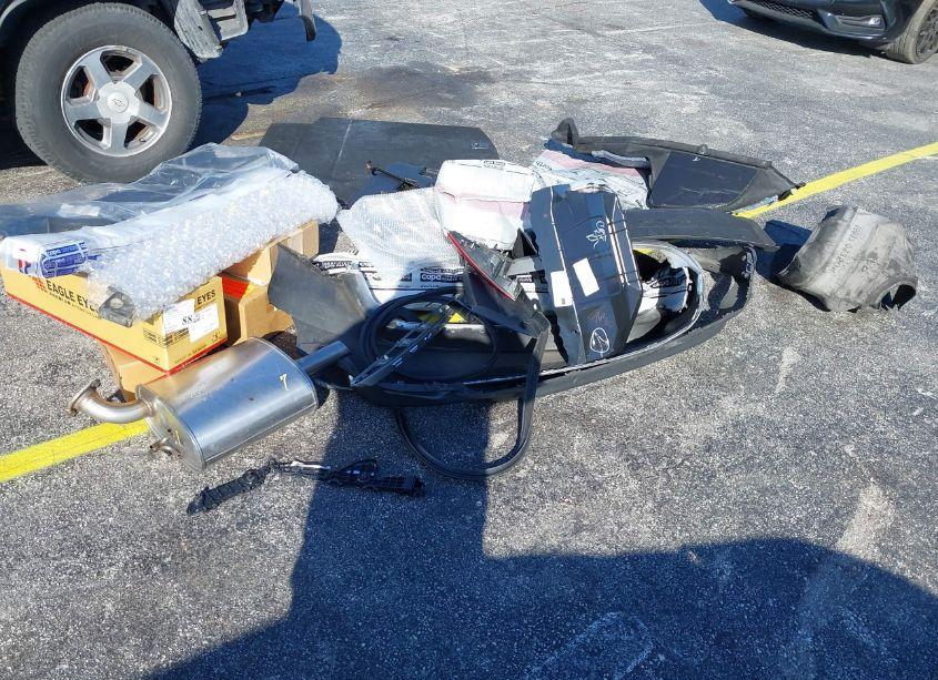 Photo 12 of 2020 Toyota Camry LE (VIN 4T1C11AK5LU337840)