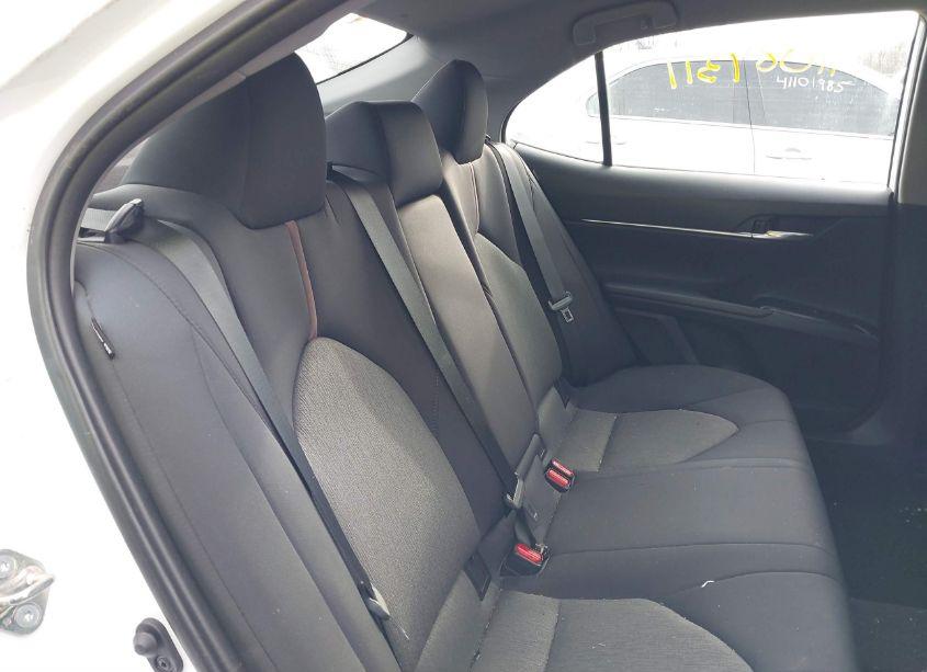 Photo 8 of 2020 Toyota Camry LE (VIN 4T1C11AK5LU860761)