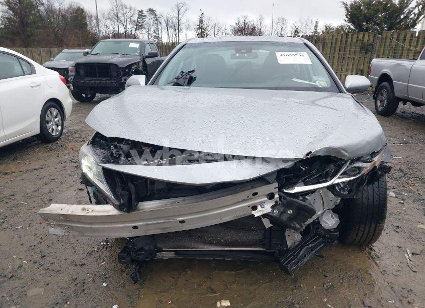 Photo 12 of 2020 Toyota Camry LE (VIN 4T1C11AK5LU869525)