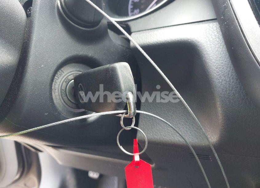 Photo 11 of 2020 Toyota Camry LE (VIN 4T1C11AK5LU870254)