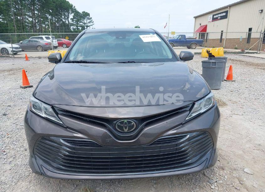 Photo 12 of 2020 Toyota Camry LE (VIN 4T1C11AK5LU870254)