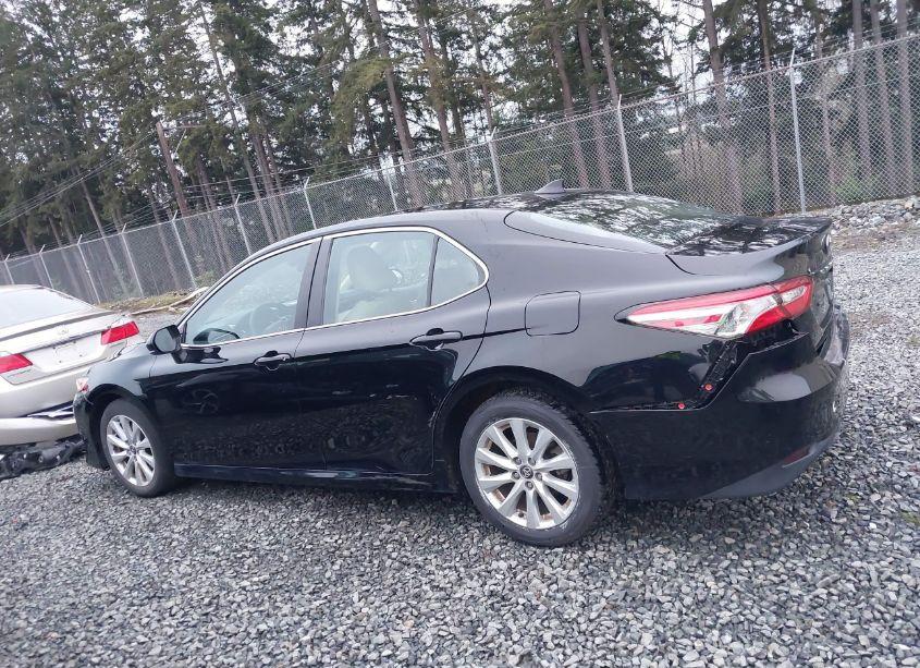 Photo 14 of 2020 Toyota Camry LE (VIN 4T1C11AK5LU890200)