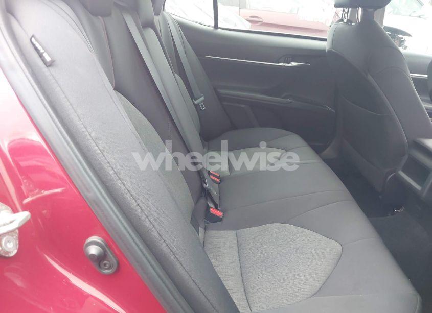 Photo 8 of 2020 Toyota Camry LE (VIN 4T1C11AK5LU901261)