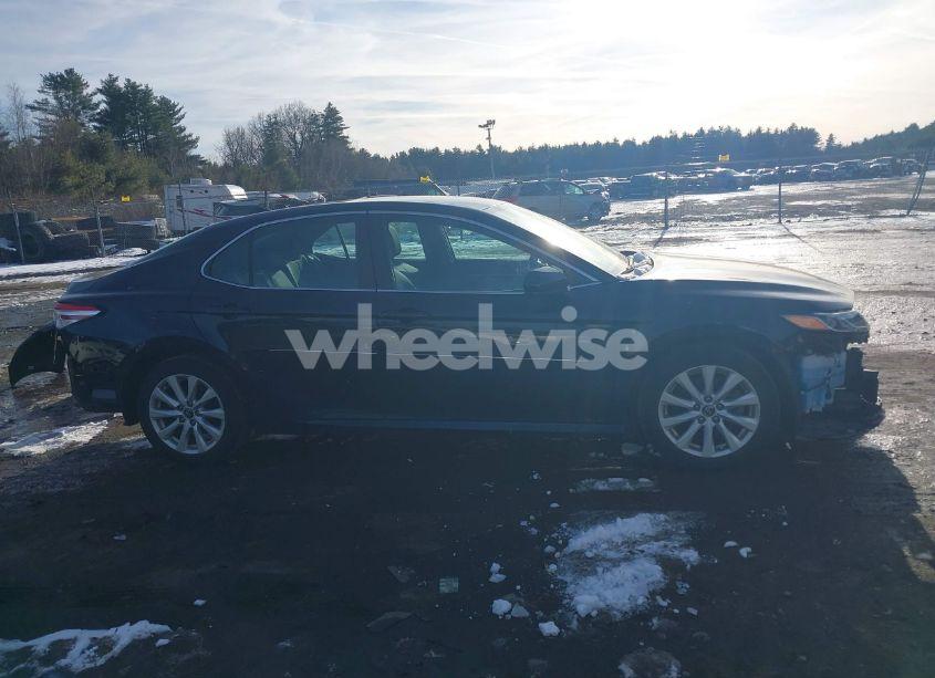 Photo 14 of 2020 Toyota Camry LE (VIN 4T1C11AK5LU905858)