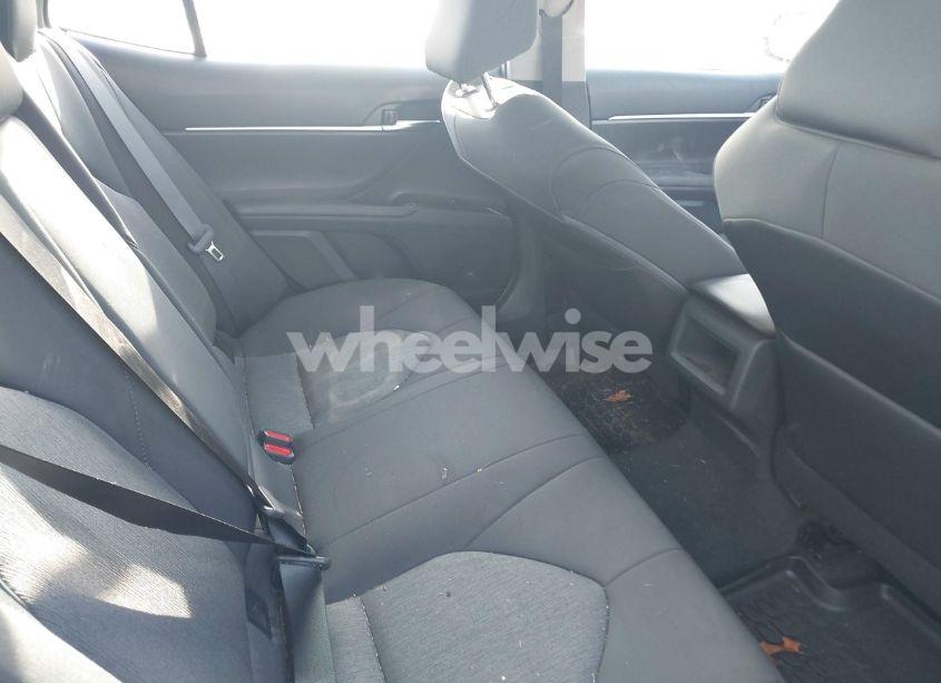 Photo 8 of 2020 Toyota Camry LE (VIN 4T1C11AK5LU905858)