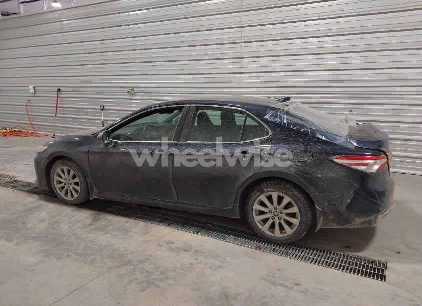 Photo 15 of 2020 Toyota Camry LE (VIN 4T1C11AK5LU912566)