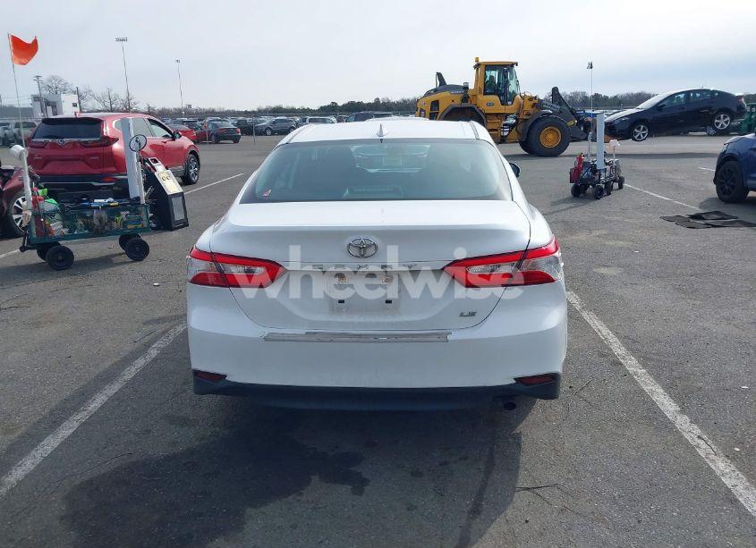 Photo 16 of 2020 Toyota Camry LE (VIN 4T1C11AK5LU913989)
