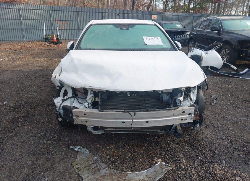 Photo 17 of 2020 Toyota Camry LE (VIN 4T1C11AK5LU916794)