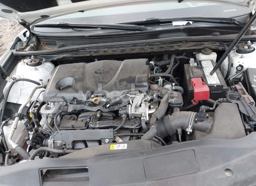 Photo 10 of 2020 Toyota Camry LE (VIN 4T1C11AK5LU928265)