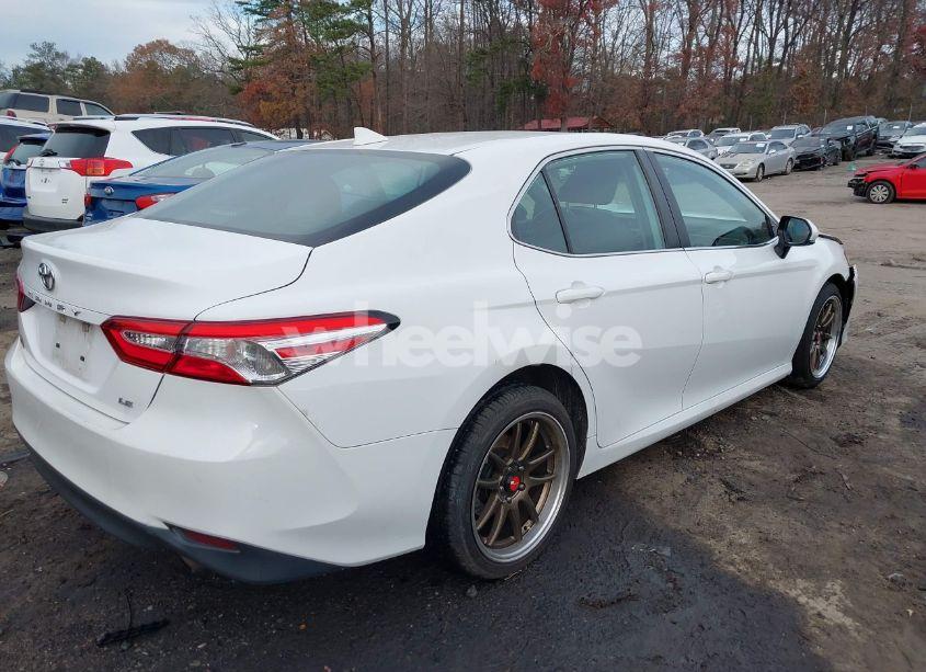 Photo 4 of 2020 Toyota Camry LE (VIN 4T1C11AK5LU928265)