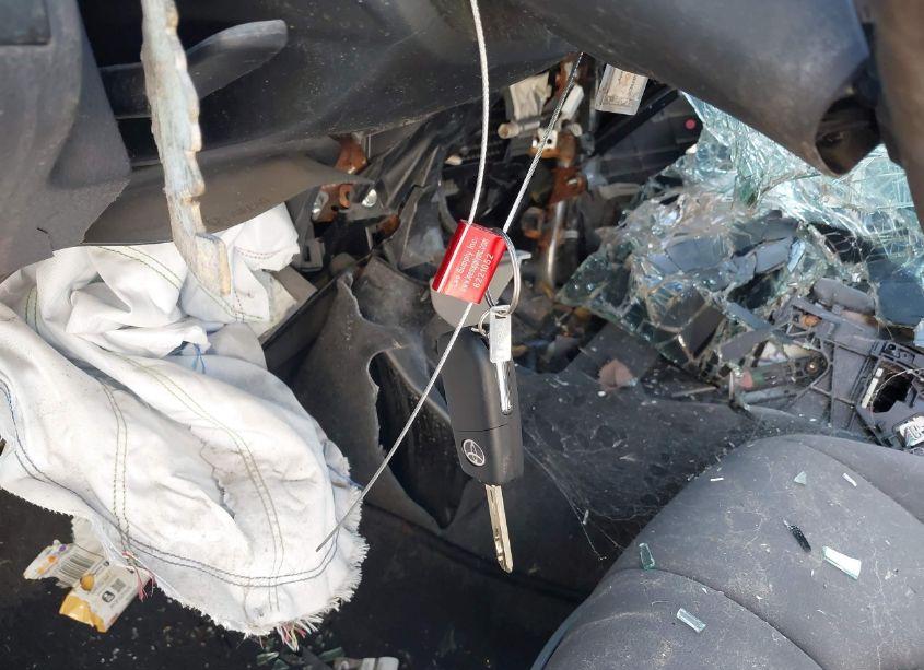 Photo 11 of 2020 Toyota Camry LE (VIN 4T1C11AK5LU935359)