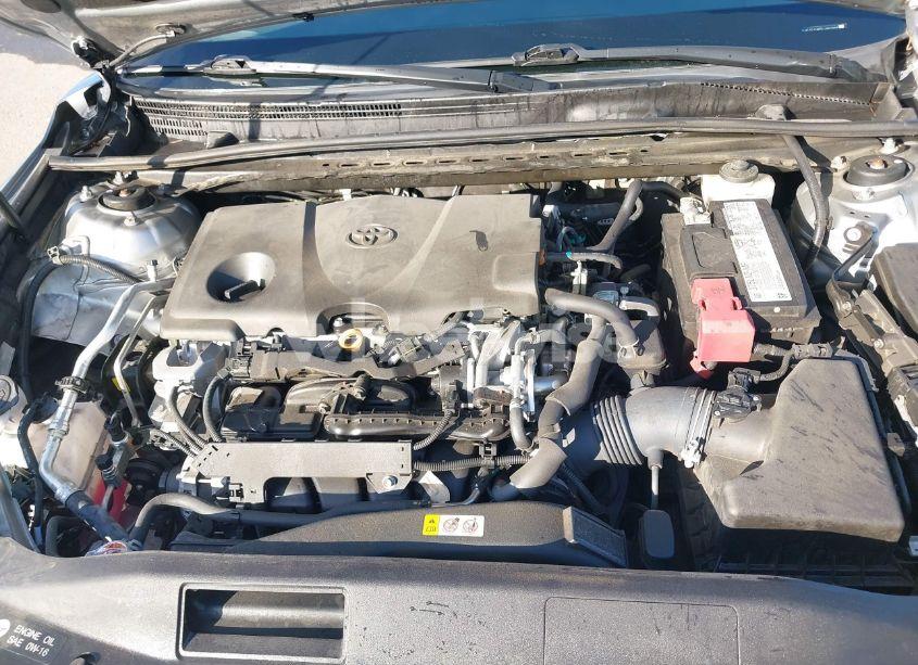 Photo 10 of 2020 Toyota Camry LE (VIN 4T1C11AK5LU952968)