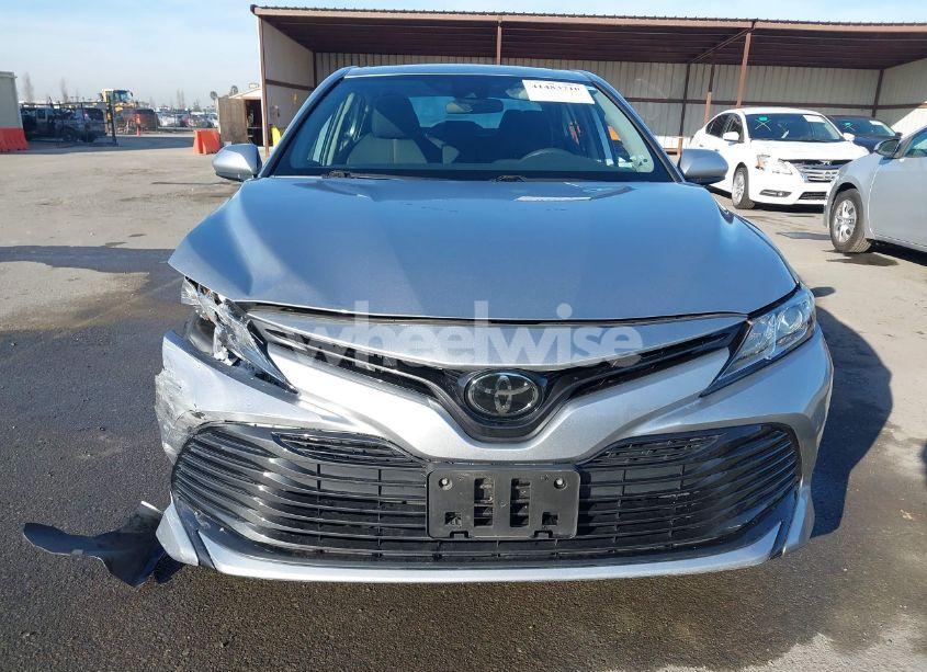 Photo 12 of 2020 Toyota Camry LE (VIN 4T1C11AK5LU952968)