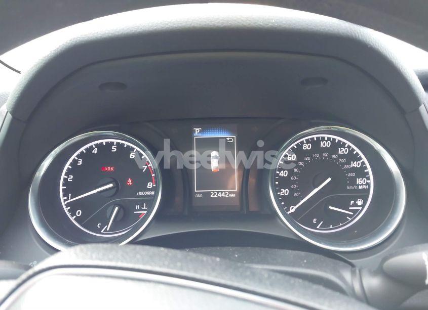 Photo 7 of 2020 Toyota Camry LE (VIN 4T1C11AK5LU977966)