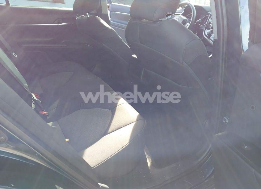 Photo 8 of 2020 Toyota Camry LE (VIN 4T1C11AK5LU977966)