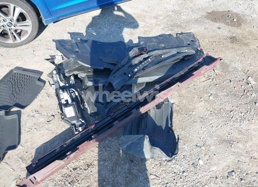 Photo 12 of 2020 Toyota Camry LE (VIN 4T1C11AK5LU996159)