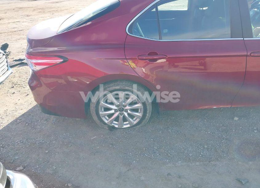 Photo 18 of 2020 Toyota Camry LE (VIN 4T1C11AK5LU996159)