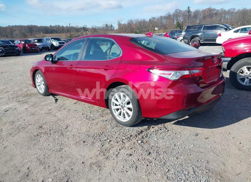 Photo 3 of 2020 Toyota Camry LE (VIN 4T1C11AK5LU996159)