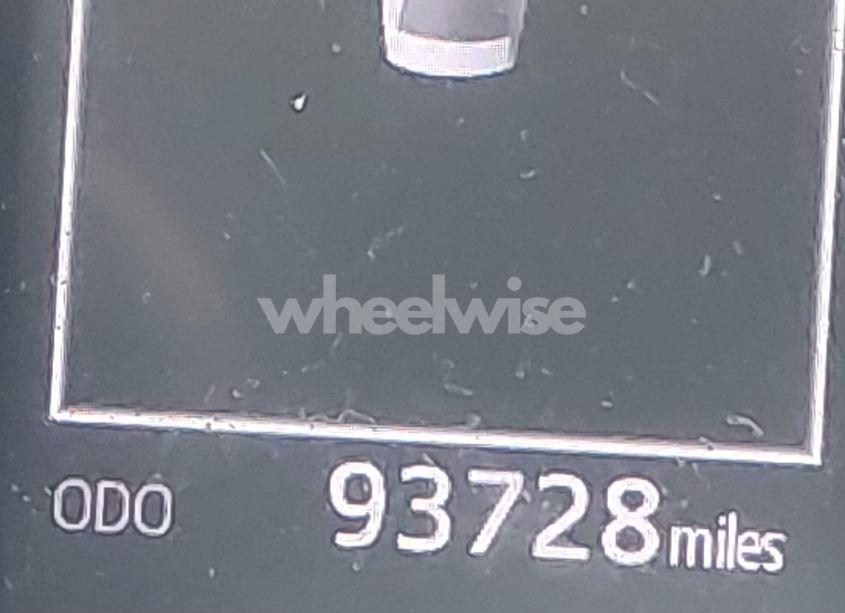 Photo 15 of 2020 Toyota Camry LE (VIN 4T1C11AK5LU997165)