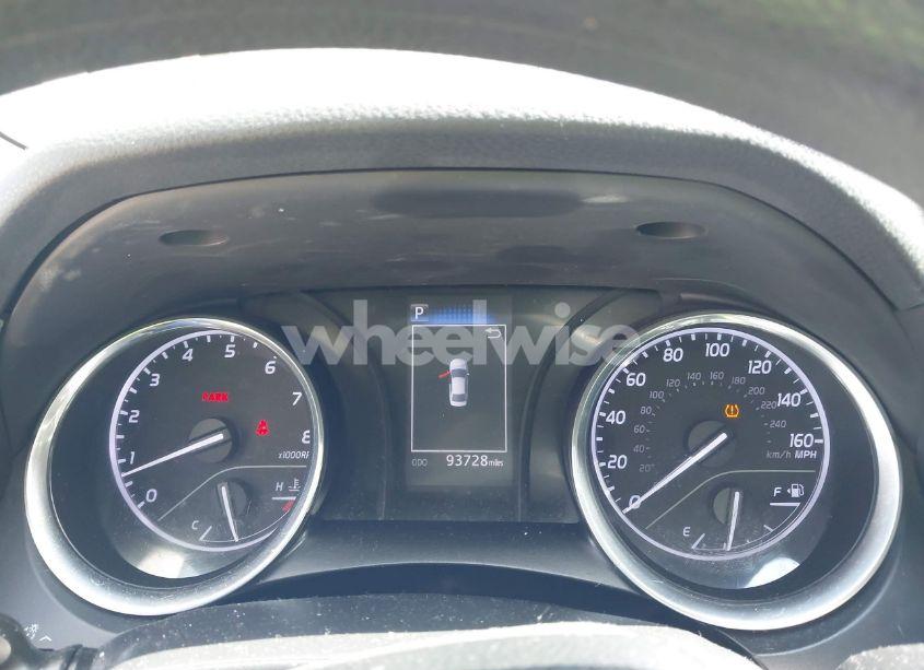 Photo 7 of 2020 Toyota Camry LE (VIN 4T1C11AK5LU997165)