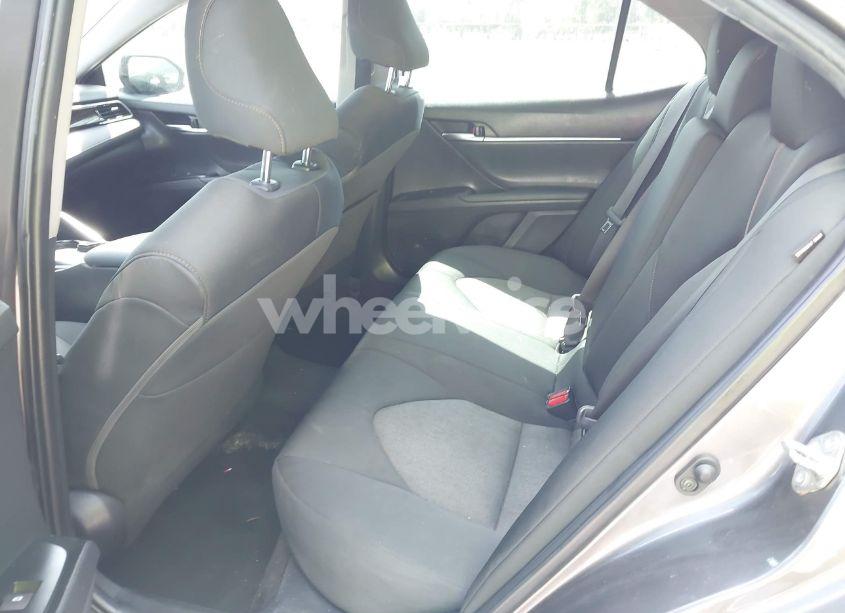 Photo 8 of 2020 Toyota Camry LE (VIN 4T1C11AK5LU997165)