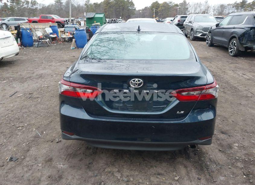 Photo 16 of 2021 Toyota Camry LE (VIN 4T1C11AK5MU546304)