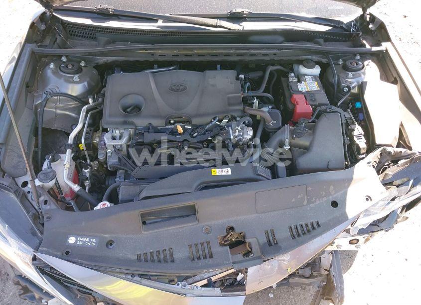 Photo 10 of 2021 Toyota Camry LE (VIN 4T1C11AK5MU563426)