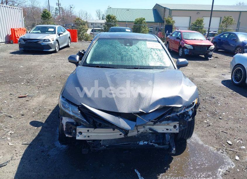 Photo 13 of 2021 Toyota Camry LE (VIN 4T1C11AK5MU563426)