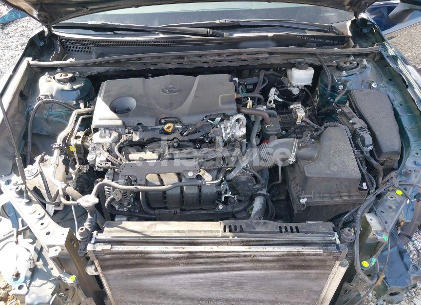 Photo 10 of 2021 Toyota Camry LE (VIN 4T1C11AK5MU586401)