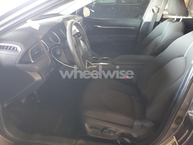 Photo 11 of 2022 TOYOTA CAMRY LE (VIN 4T1C11AK5NU672177)