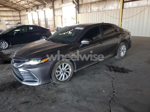 Photo 5 of 2022 TOYOTA CAMRY LE (VIN 4T1C11AK5NU672177)
