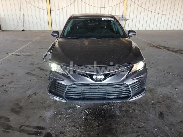 Photo 6 of 2022 TOYOTA CAMRY LE (VIN 4T1C11AK5NU672177)