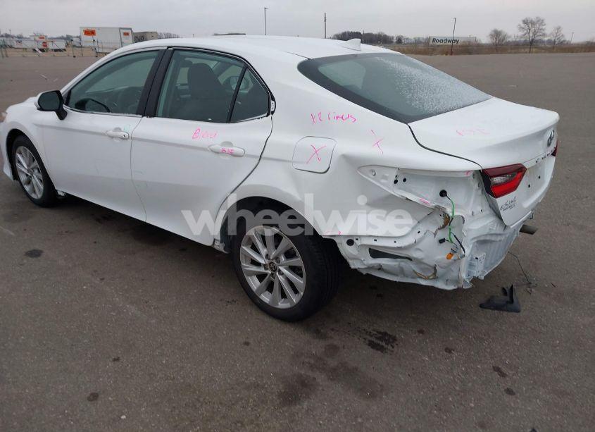 Photo 3 of 2023 Toyota Camry LE (VIN 4T1C11AK5PU084735)