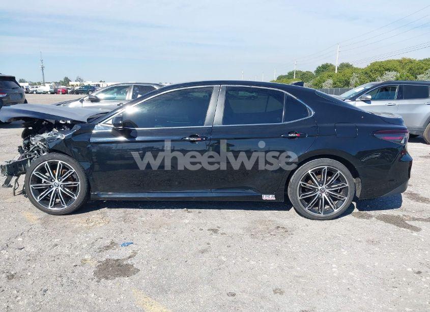 Photo 14 of 2023 Toyota Camry LE (VIN 4T1C11AK5PU085867)