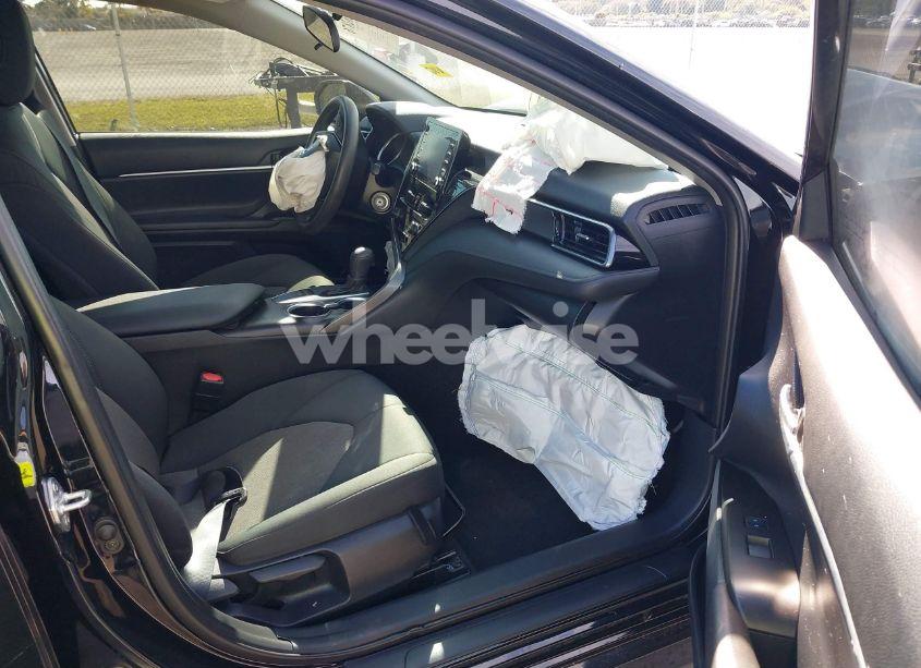 Photo 5 of 2023 Toyota Camry LE (VIN 4T1C11AK5PU085867)