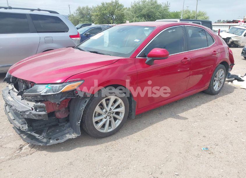 Photo 2 of 2023 Toyota Camry LE (VIN 4T1C11AK5PU088171)