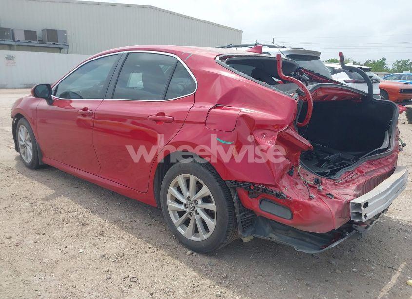 Photo 3 of 2023 Toyota Camry LE (VIN 4T1C11AK5PU088171)