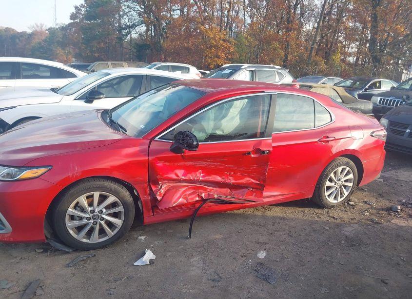 Photo 14 of 2023 Toyota Camry LE (VIN 4T1C11AK5PU126692)