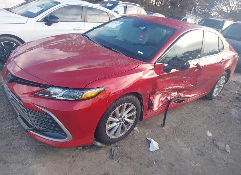 Photo 2 of 2023 Toyota Camry LE (VIN 4T1C11AK5PU126692)