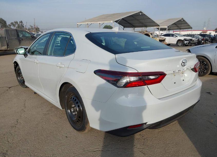 Photo 3 of 2023 Toyota Camry LE (VIN 4T1C11AK5PU127969)