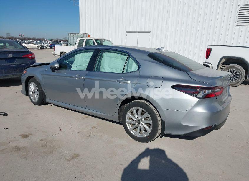 Photo 3 of 2023 Toyota Camry LE (VIN 4T1C11AK5PU748130)