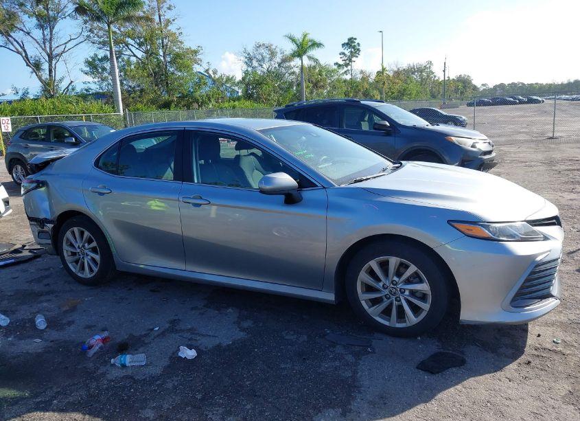 Photo 13 of 2023 Toyota Camry LE (VIN 4T1C11AK5PU779314)