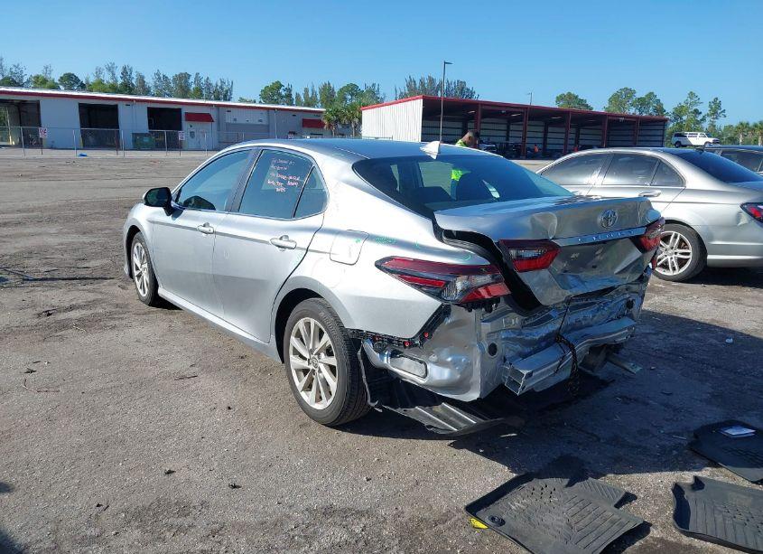 Photo 3 of 2023 Toyota Camry LE (VIN 4T1C11AK5PU779314)