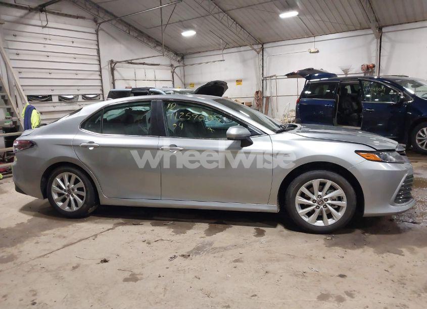 Photo 13 of 2024 Toyota Camry LE (VIN 4T1C11AK5RU261268)