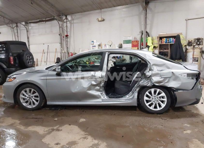 Photo 14 of 2024 Toyota Camry LE (VIN 4T1C11AK5RU261268)