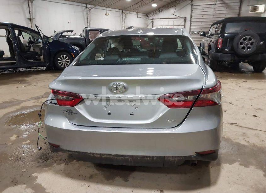 Photo 16 of 2024 Toyota Camry LE (VIN 4T1C11AK5RU261268)