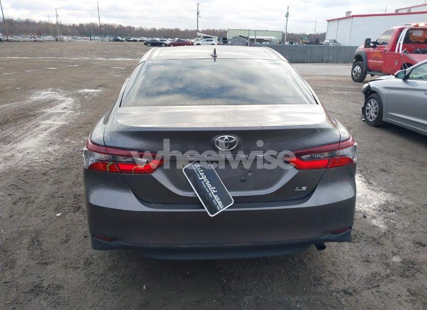 Photo 16 of 2024 Toyota Camry LE (VIN 4T1C11AK5RU846321)
