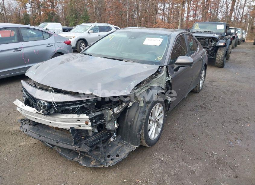 Photo 2 of 2024 Toyota Camry LE (VIN 4T1C11AK5RU846321)