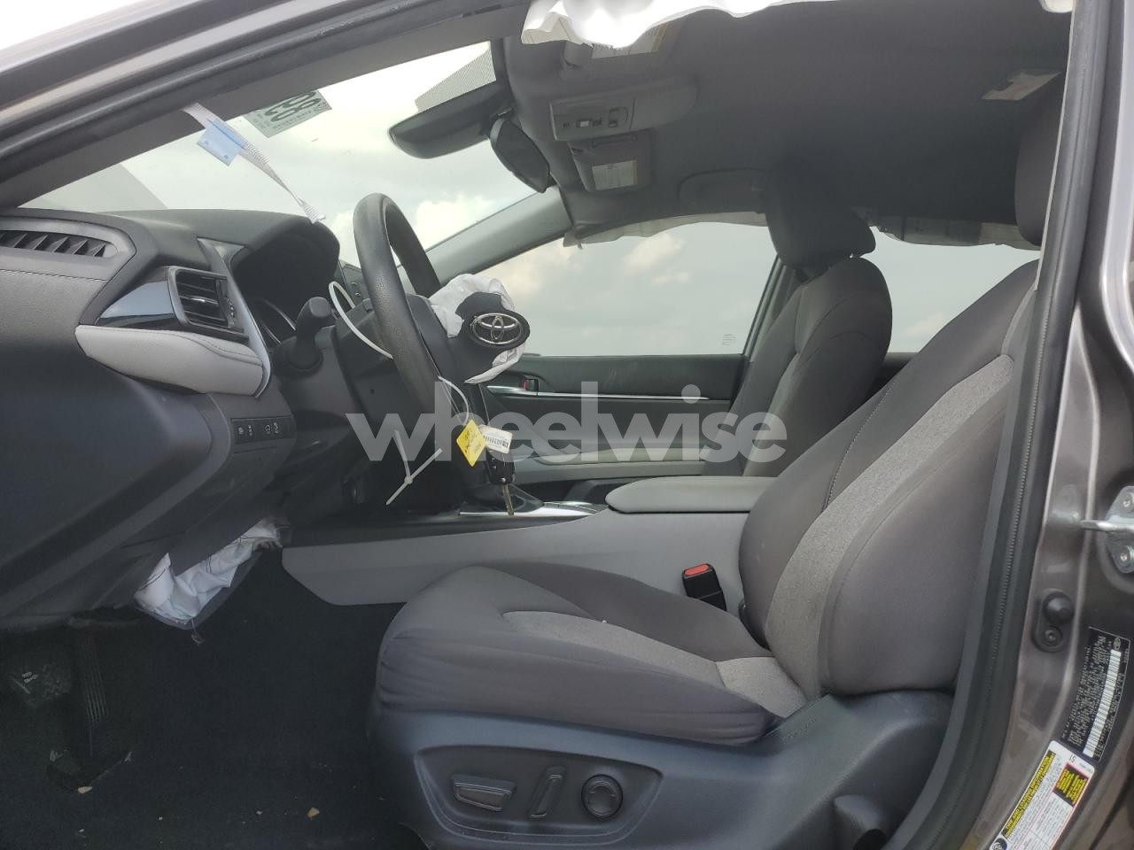 Photo 7 of 2024 TOYOTA CAMRY LE (VIN 4T1C11AK5RU848098)